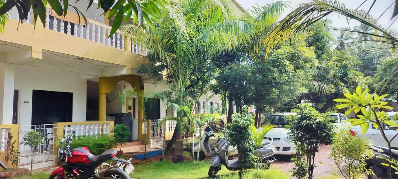 Durga Resort *